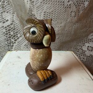 Vintage Goggle eye seashell and clay SO CUTE little owl